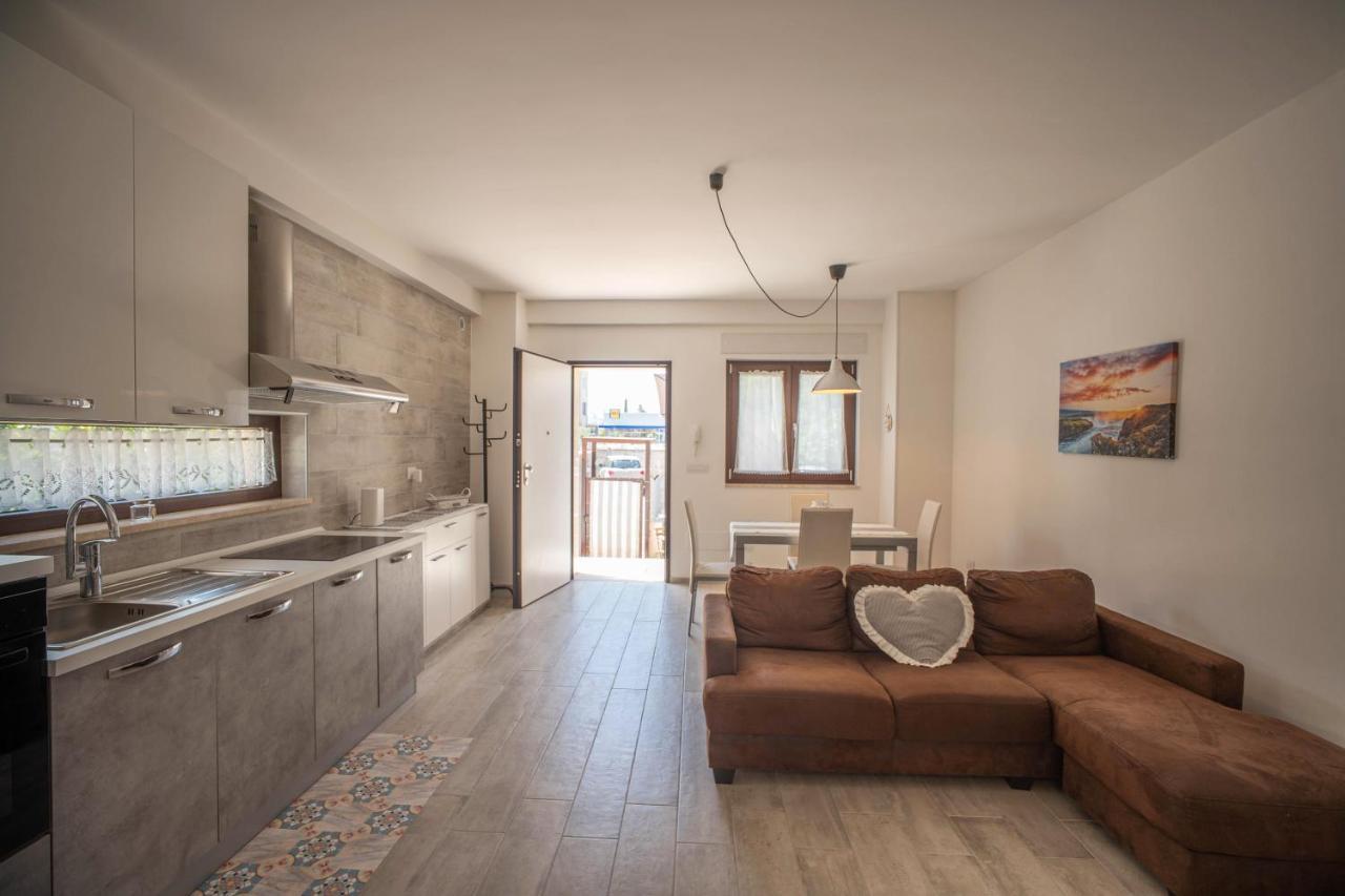 Wepuglia - Sunflower House Монополі Екстер'єр фото