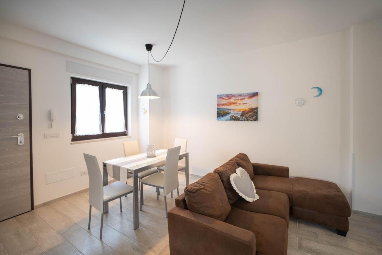 Wepuglia - Sunflower House Монополі Екстер'єр фото